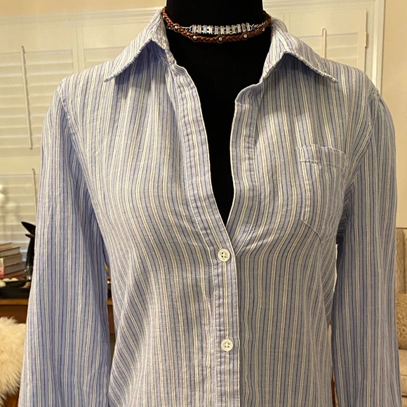 Elizabeth & James buttoned down/amazing back. Small - Picture 6 of 16